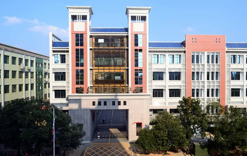 安仁县中等职业专业学校校园环境